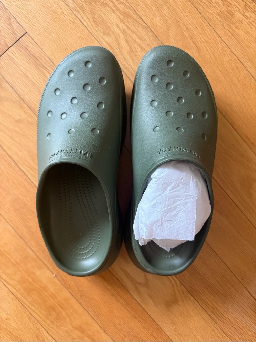 Balenciaga x Crocs collab Green Khaki Platforms size 44 men’s (US 10)